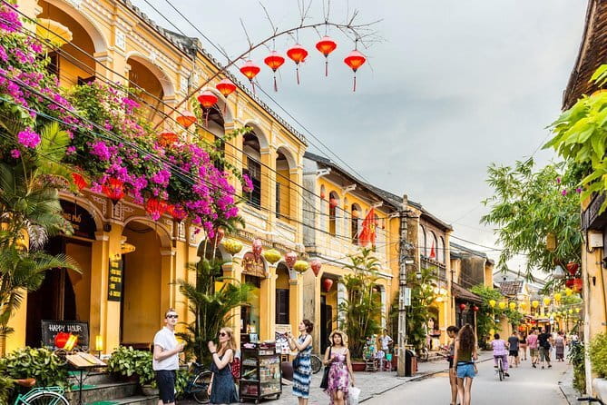 9-Day Vietnam Tour | Explore the North and Central | Top Packages - Ha Long Bay and Lan Ha Bay Cruise: Sunrise, Sunset, and Sea-Air Breathers