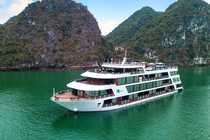 All-Inclusive 3 Day/2 Night Halong Luxury Cruise Meals, Cave, Kayaking, Swimming - Crowds, weather, and the water reality