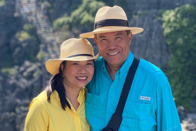 Amazing Ninh Binh Day Tour: Mua Cave - Tam Coc - Hoa Lu - Tam Coc sampan ride: the calm highlight between countryside and temples