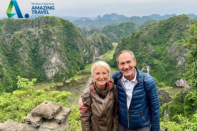 Amazing Ninh Binh Day Tour: Mua Cave - Tam Coc - Hoa Lu - Hoa Lù temples of the Dinh and Le Dynasties: where the history comes alive