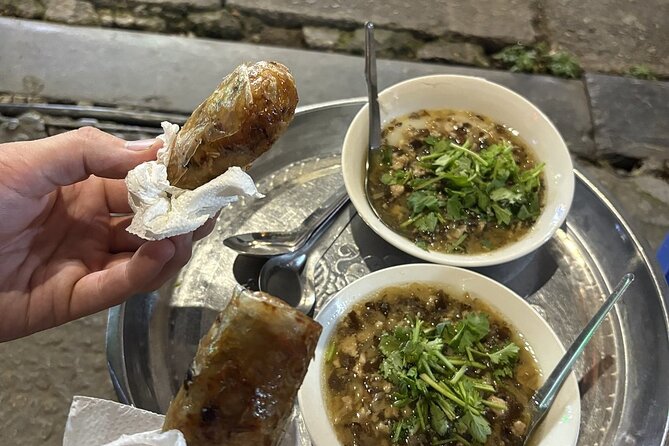 An Tin Viet: Culture and Traditional Experience Tour Guide - How the guide turns food into Hanoi context