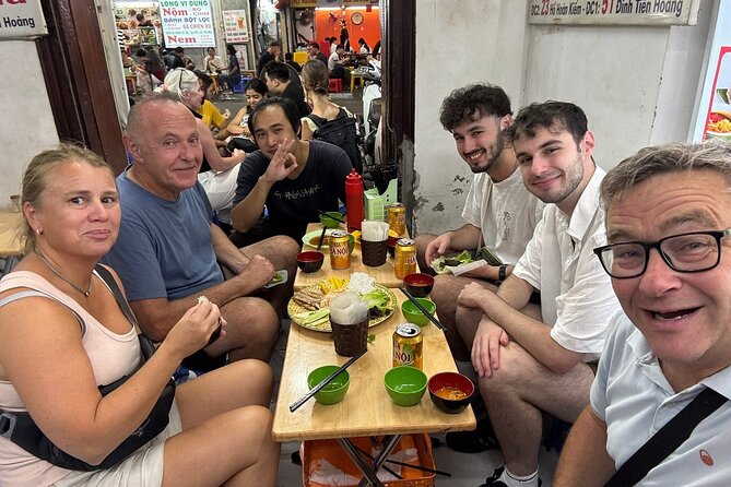 An Tin Viet: Culture and Traditional Experience Tour Guide - Vegans and vegetarians: what to expect from the route
