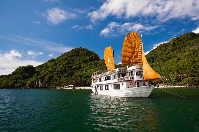 Authentic of Vietnam & Cambodia Tour - full package - Halong Bay Overnight Cruise: Tai Chi at Dawn and Real Time on the Water