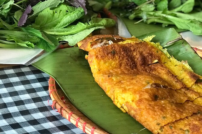 Authentic taste of Hanoi, food tour with a local foodie - Choosing the right time: 11am–2pm or 6pm–9pm