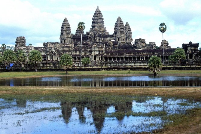 Authentic Vietnam And Cambodia 14-Days - From Hanoi to Siem Reap - Price and value: what you’re really buying at $2,858