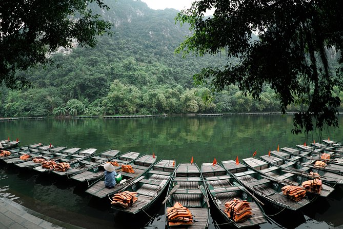 Bai Dinh Pagoda, Trang An boat and Mua Cave Limousine from Hanoi - What to pack (and how to avoid a miserable heat day)