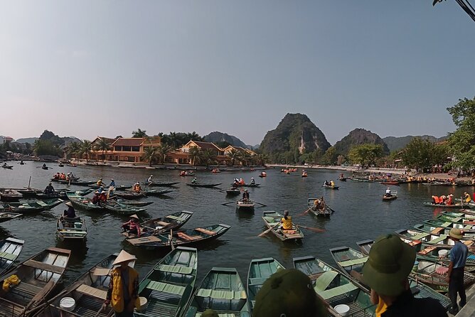 Bai Dinh, Trang An and Mua Cave Day Trip from Hanoi - Trang An Grottoes by Sampan: The Cave Circuit That Actually Feels Calm