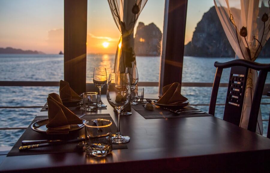 Bai Tu Long Bay 2 Days 1 Night With Renea Cruise - Key things that make this cruise worth your time