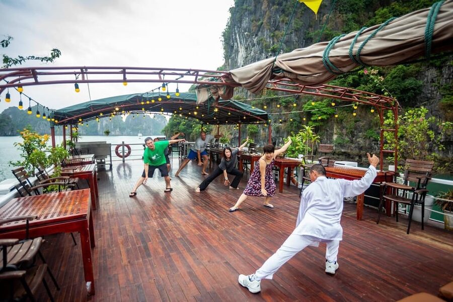 Bai Tu Long Bay 2 Days 1 Night With Renea Cruise - Day 2: Thien Canh Son Cave, Hon Co beach, and Nem Cuon cooking