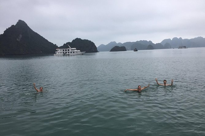 Bai Tu Long Bay Cruises Peaceful and Cozy Group Boat 2D1N - Bai Tu Long Bay: the calmer alternative you’ll actually feel