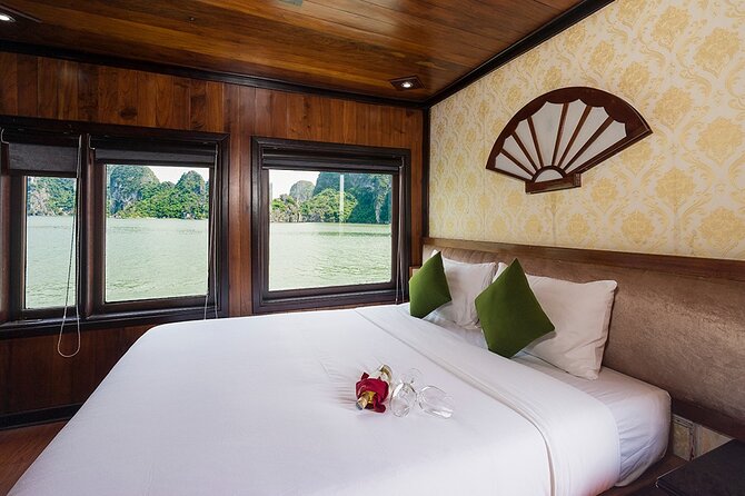 Bai Tu Long bay Deluxe cruise 2D1N: fishing villages, meals, cave, kayaking - Getting from Hanoi to the harbor: pickup times that affect your whole day