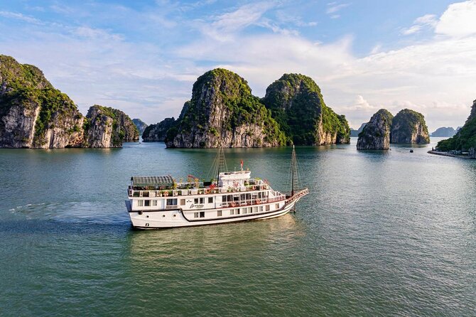 Bai Tu Long & Ha Long Bay 3-Day 2-Night Cruise from Hanoi - Key reasons this cruise works well
