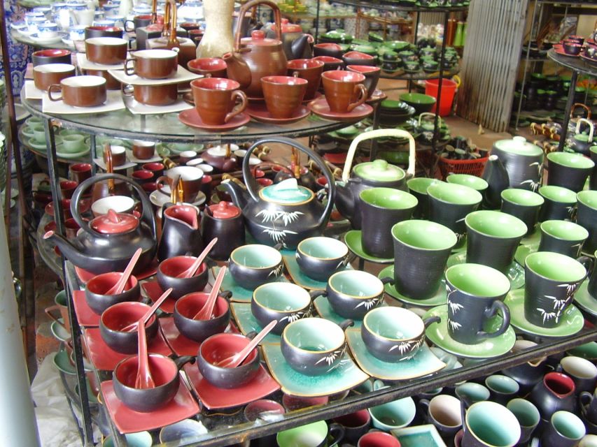 Bat Trang Pottery ancient village by Motorbike - Meeting the Pottery Village: From Arrival to Workshop
