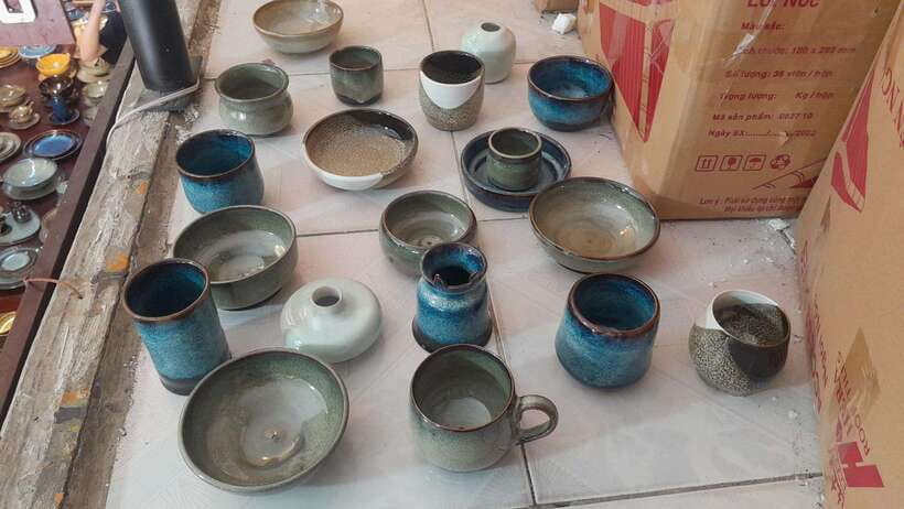 Bat trang Pottery Ceramics Class in Hanoi’s Old Quarter | VN - Choosing Shapes and Colors Without Getting Lost