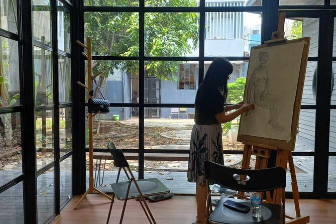 Beginner Painting & Drawing Class in Hanoi – Art Tutor Hanoi - Where Art Tutor Hanoi Is, and What the Setting Does for You