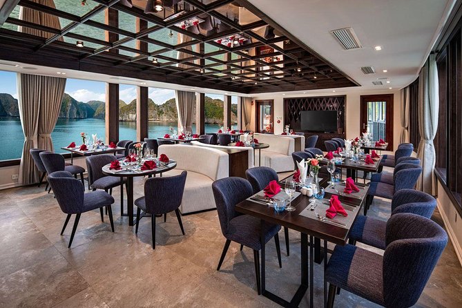 Best Cruise In Halong Bay - Jade Sails Cruise - Cooking demonstration and the sunset party as the day’s “soft landing”