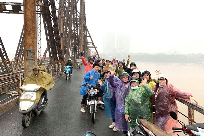 Best Hanoi Motorbike Tour: Local Guide, City Center & Countryside - Pickup in the Old Quarter, Then Straight Into the Streets
