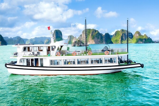 Best Price Halong 5 Star Day Cruise Buffet, Pool ,Sunset party - Buffet lunch and sunset party: the part that can make or break the day