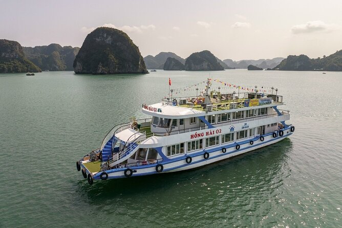 Best Price Halong Bay Full-Day Trip,Cave,Titop,Kayak By Transfer - Sung Sot Cave: The Surprise Grotto Experience in One Hour