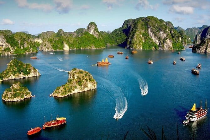 Best-Selling 2-Day Halong Bay & Ninh Binh Tour from Hanoi - Day 1 in Ninh Binh: Hoa Lu temples, buffet lunch, Trang An boats, Mua Cave views