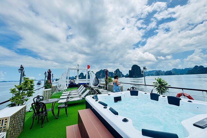 Best Value Ha Long bay 1 day - Lunch, kayak, swimming, transfer - Titop Island: swim time, beach time, and a 500-step view