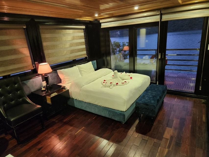 BestSeller - 2 Day 5-Star Overnight Cruise of Highest Safety - Getting from Hanoi without losing your whole day to transport