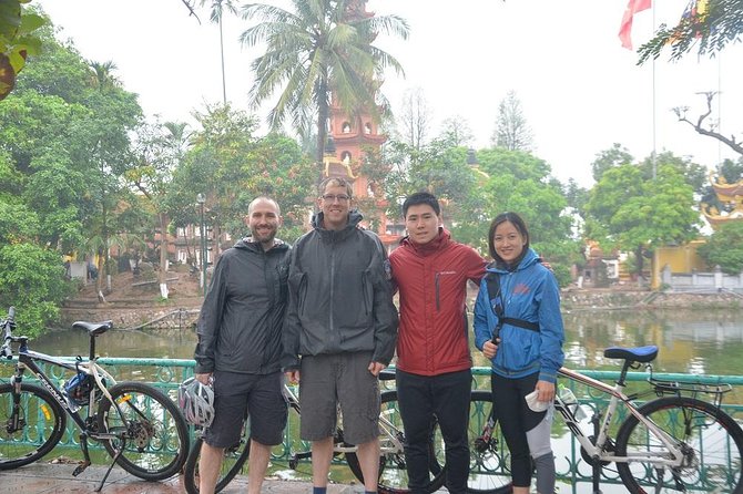 Bicycle Tours Hanoi: Half Day Hanoi City Bicycle Tours - Dường Tau Train Street Ride: The Hanoi Experience You Can’t Fake