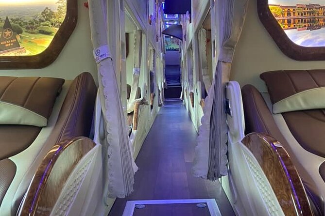 Bus ticket Hanoi to Ha Giang: Sleeping - Limousine - Cabin Bus - On the road: Wi‑Fi, water, and bathroom breaks