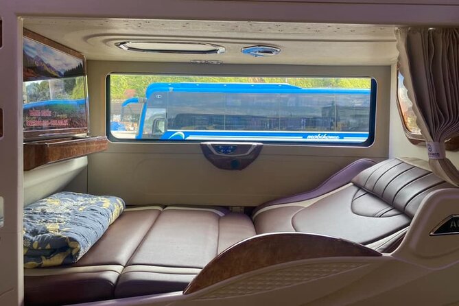 Bus ticket Hanoi to Ha Giang: Sleeping - Limousine - Cabin Bus - Price and value: is $13 a fair deal for Hanoi–Ha Giang?