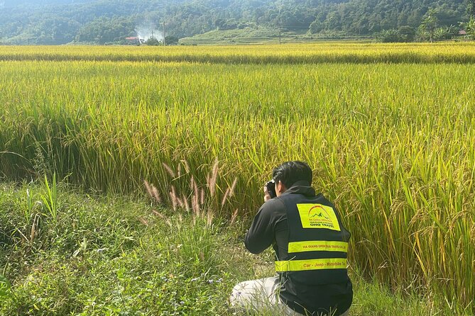 Cao Bang Loop Tour 3D2N by Motorbike, Car or Jeep - Day 3: Nguom Ngao Cave trek and the Truc Lam pagoda stop