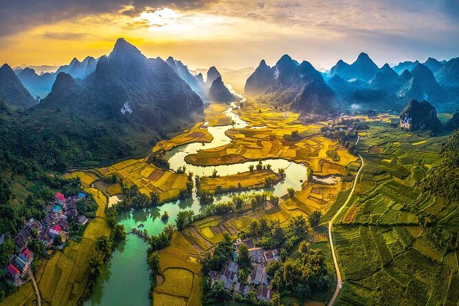 Cao Bang Loop Tour 3D2N by Motorbike, Car or Jeep - Day 2: Ma Phuc Pass, Phia Thap incense, and the Ban Gioc/Detian payoff