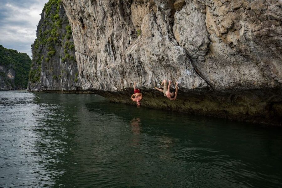 Cat Ba: Advanced Rock Climbing & Cliff Jumping Boat Tour - The Day’s Rhythm: How the Boat Tour Usually Flows