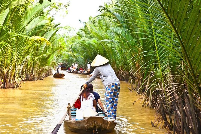 Colorful Vietnam In 17 Days - From Hanoi to Phu Quoc Island - Halong Bay cruise: timing, caves, and real water time