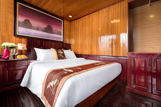 CozyBay Boutique 2D1N Kayak, Swiming ,Titop, Cave, Expressway way - Expressway Transfer from Hanoi: Faster Feels Better