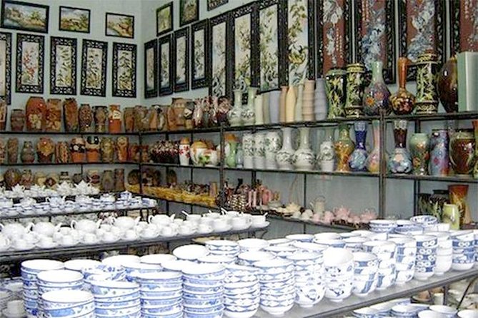 Craft Village Tour (Quang Phu Cau, Bat Trang, Chuong Conical,...) - Chuong Conical Hat Village: A Short Stop That Still Makes Sense