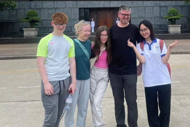 Cultural Exchange with Student Guides - Price and Logistics: What the $5 Per Group Really Covers