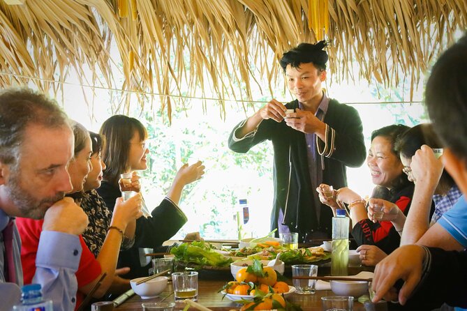 Da Bac Discovery trek and tour 2D1N - Day 2: trekking to Da Bia, a 3-minute boat ride, and lunch at the homestay