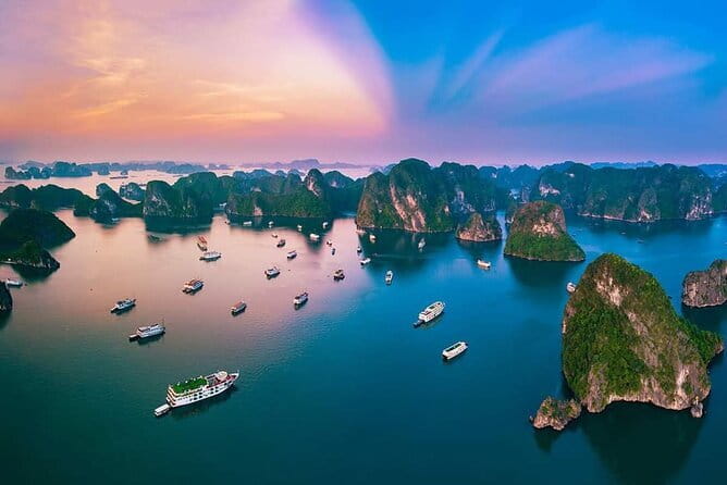 Daniel Cruise 2-day Explore Halong and Lan Ha Bay from Hanoi - The guide and onboard activities: Quan keeps it lively