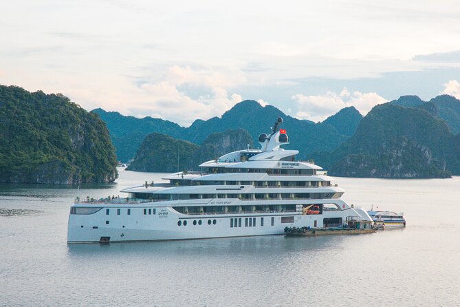 Discover Ha Long Bay in 2 Days and 1 Night Cruise Experience - Cabins With Sea-View Windows (Not Just a Bed and Hope)
