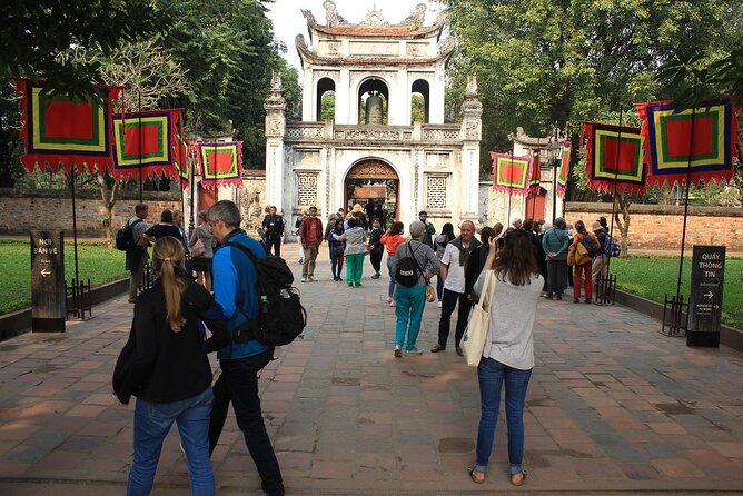 Discover Hanoi City 1 Day Tour - Ho Chi Minh Mausoleum: National Hero, Strong Atmosphere