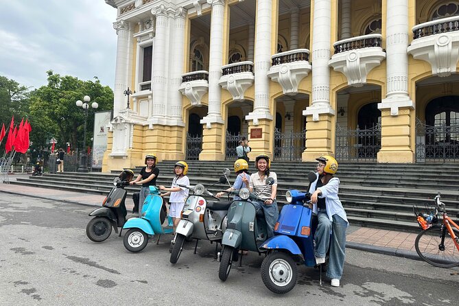 Discovery Inside Ha Noi City Tour By Vespa - Getting oriented fast: from Hanoi Opera House to St. Joseph’s Cathedral