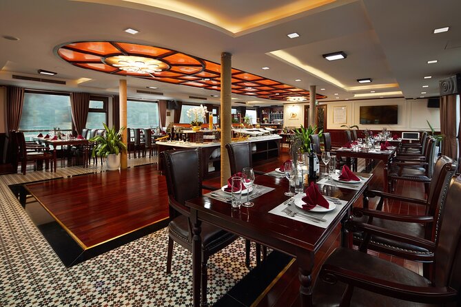 Dora Cruise - Luxury 5 Star Cruise in Halong Bay & Lan Ha Bay (2D1N) - Day 2 on the water: Tai Chi mornings and the Ha Long pass