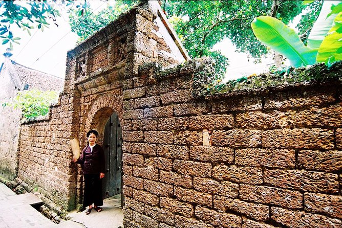 Duong Lam Ancient Village Private Tour: Ancient Vestage, Fortress - Who should book this Duong Lam and Sơn Tây day trip