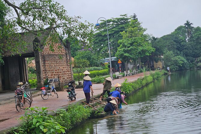 Duong Lam Village & Ba Vi National Park Jeep Tour From Hanoi - Guide Zoom/Michael and the benefit of a small group