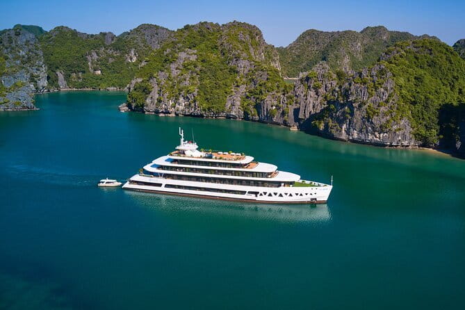 Emeraude Cruise 2 days 1 night Ha Long Bay Tour - Before you book: practical things to get right