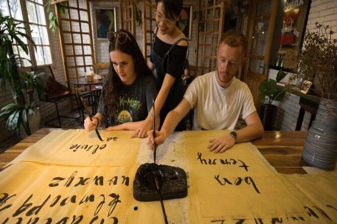 Experience Traditional Vietnamese Calligraphy Class in Ha Noi - Why Vietnamese calligraphy feels different in Hanoi