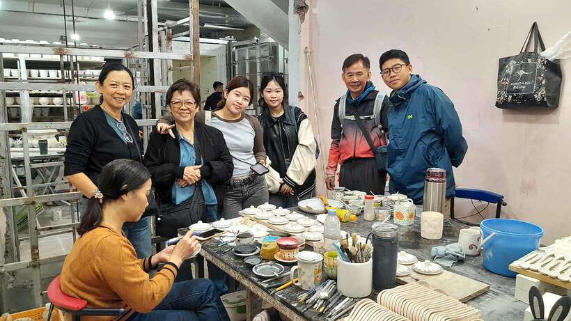 Explore Bat trang village & Ceramics factories / local guide - Price and logistics: is $50 good value here?