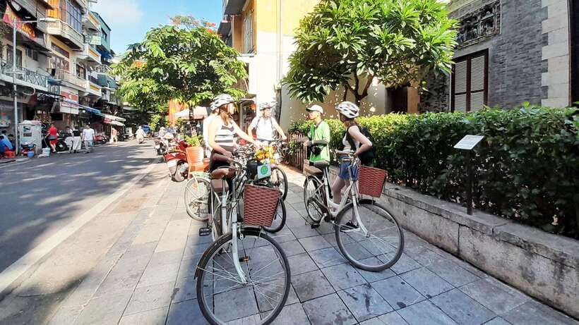 Explore Hanoi Old City By Cycling Tour With Small Groups - Who Should Book This Hanoi Old City Cycling Tour