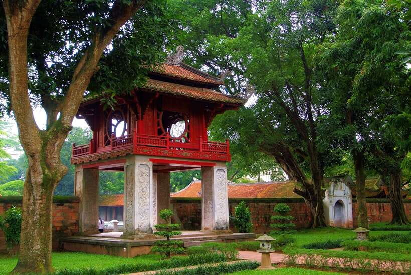 Explore Hanoi Old City By Cycling Tour With Small Groups - Long Bien Bridge to Banana Island: The Red River Delta Switch-Up
