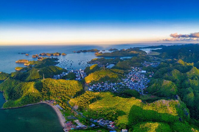 Explore The Beauty Of Cat Ba Island – Hai Phong 2 Day Deluxe Trip - Kayaking in Lan Ha Bay: The Best Way to Slow Down